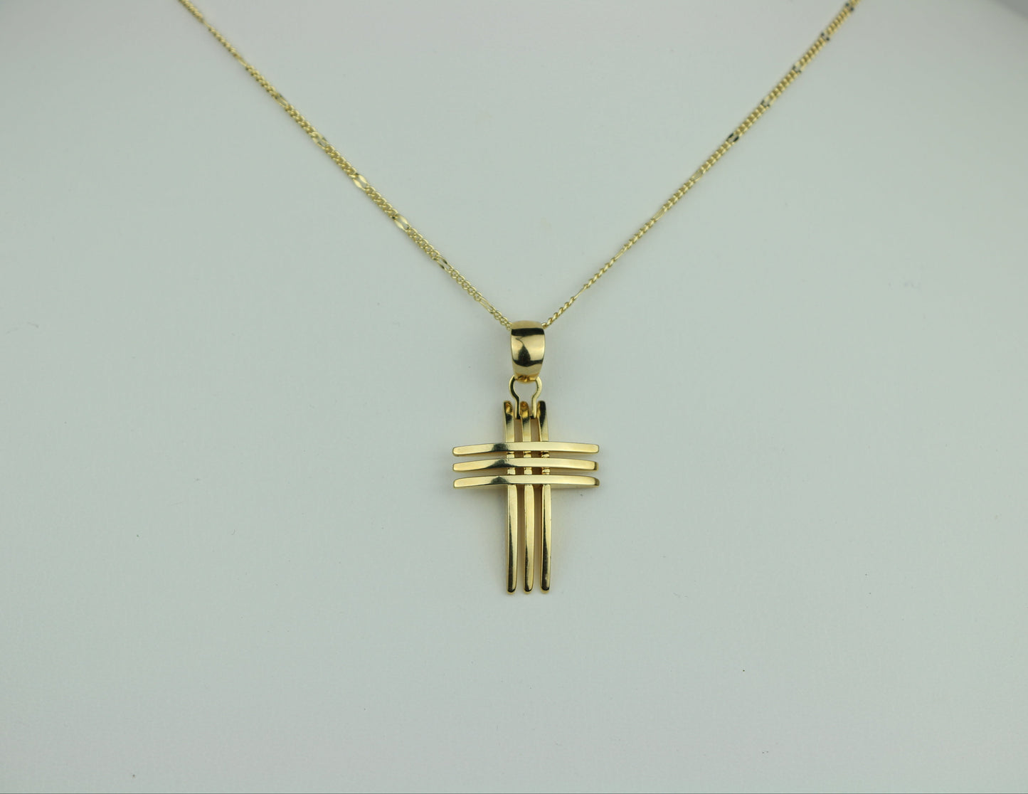 Deluxe Unisex Cross Pendant